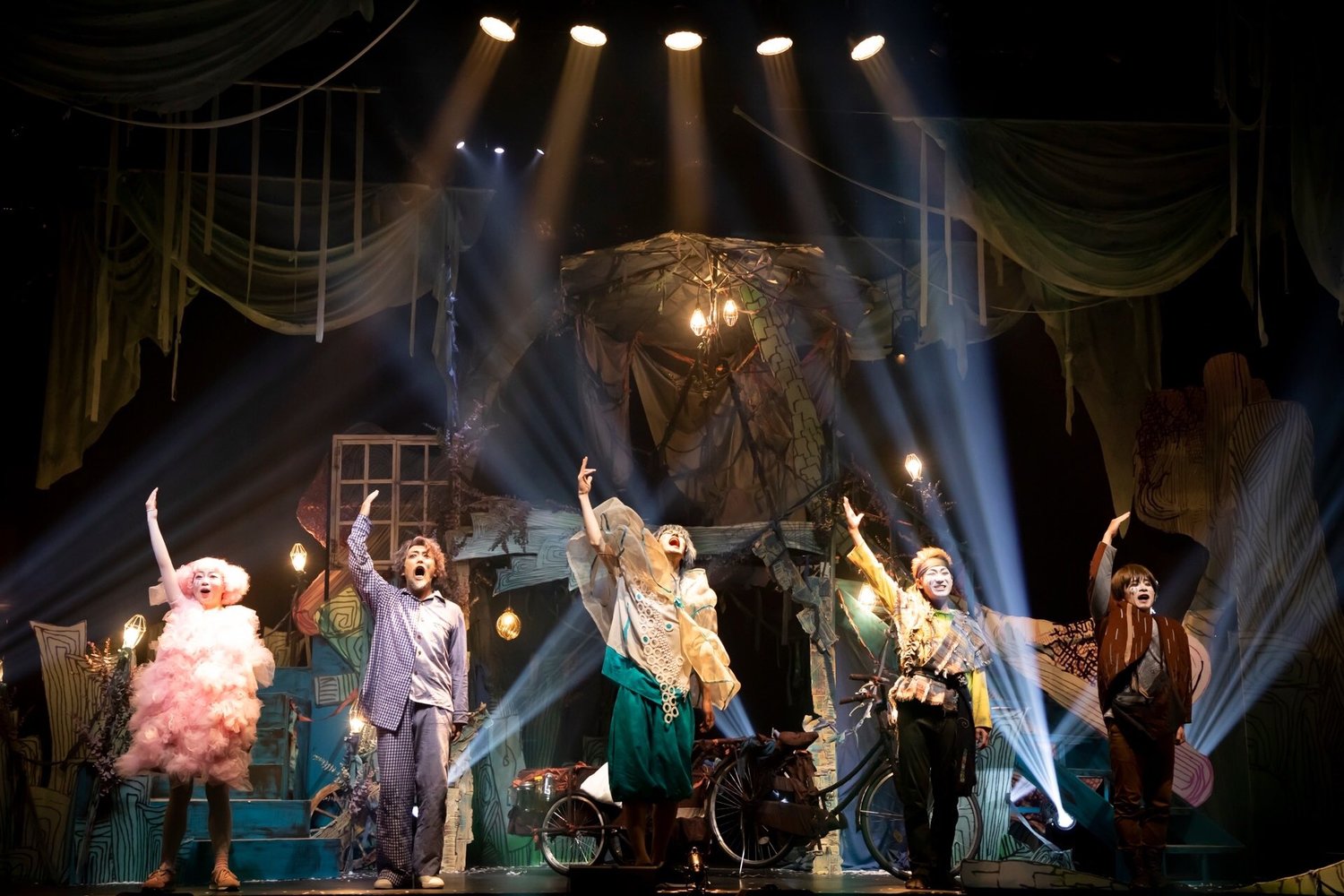 「瓶詰めの海は寝室でリュズタンの夢をうたった」終演しました!