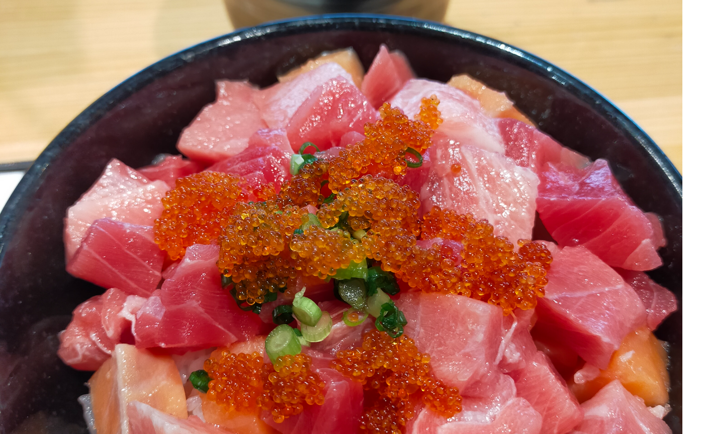 夜景も五稜郭にも行かなかったけどね、函館グルメは最高だ。