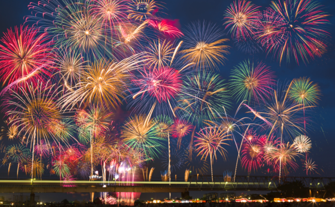 読んで咲かせるAI花火