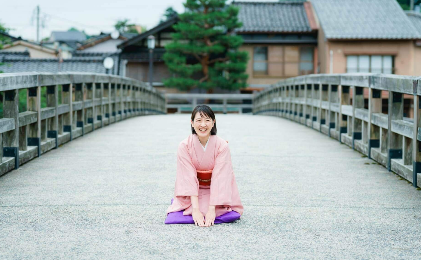 舞台女優から落語家へ転身。かはづ亭みなみさん  -TABLE TALK Vol.001-