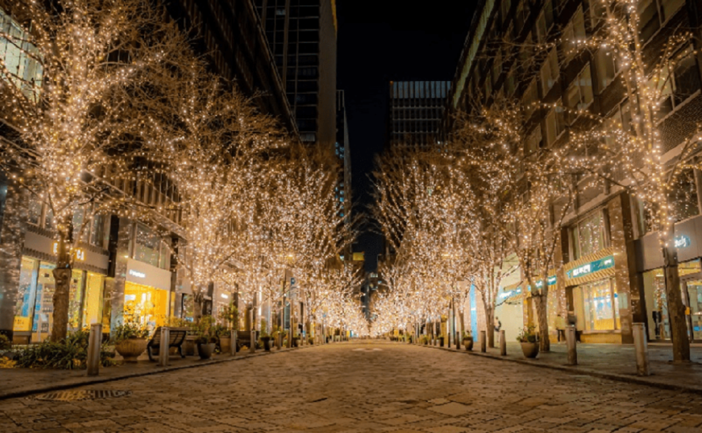 人の少ない正月の丸の内で、ゆるっとイルミ撮影