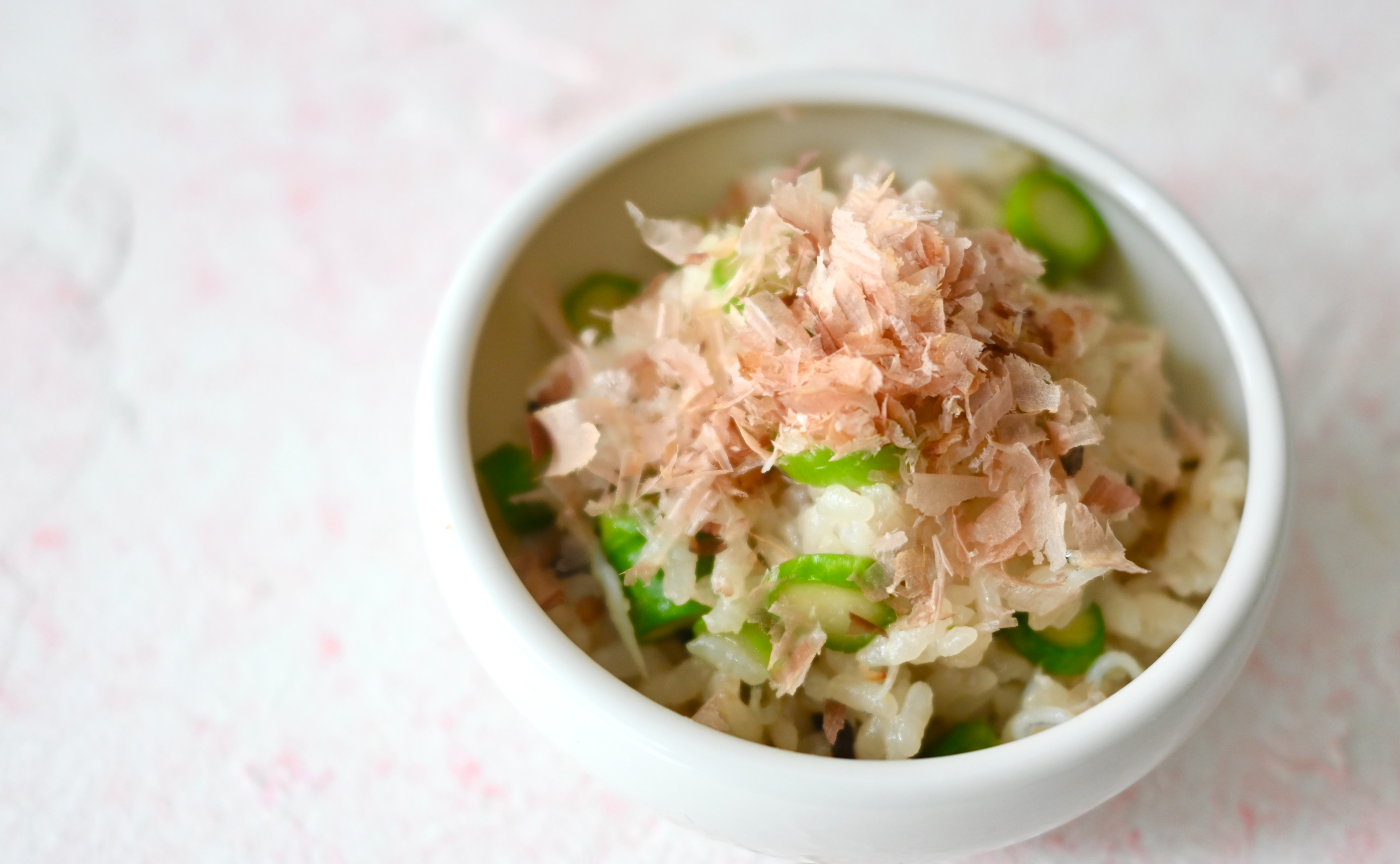 アスパラガスとじゃこの麹炊き込みご飯