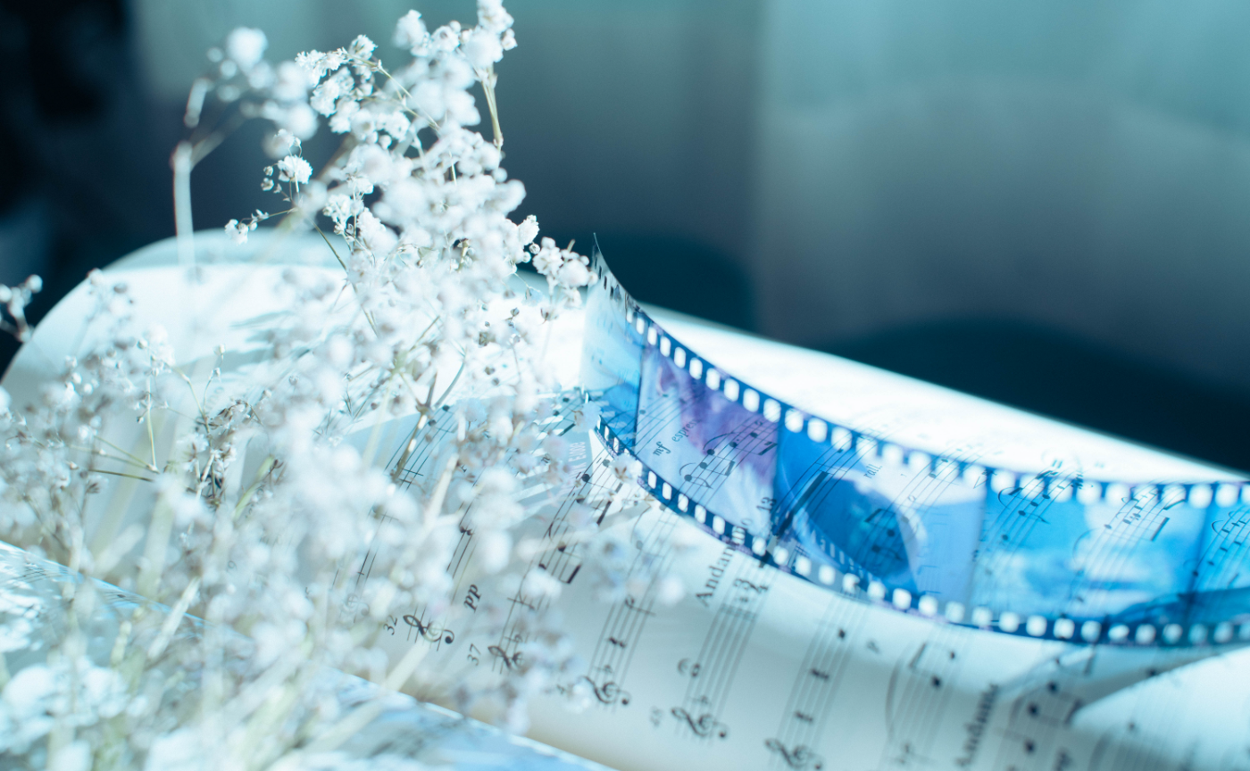 「私の世界を見つけよう」たくさんの作品から、好きを深めるディスカッション会