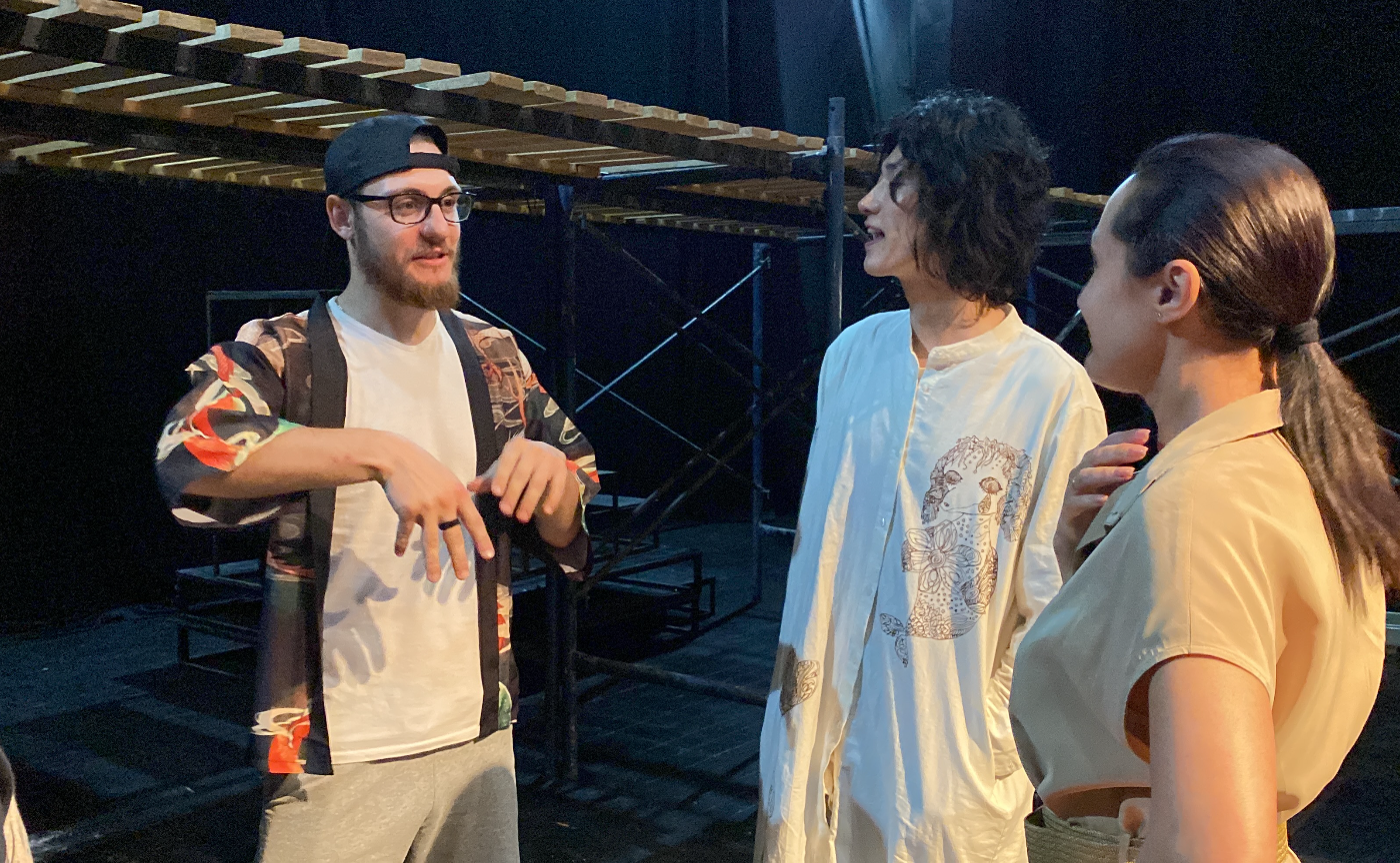 ＜モルドバ滞在記＞イヨネスコ劇場での仕込み