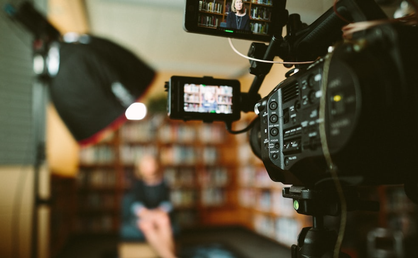 女子アナ！メイク事情