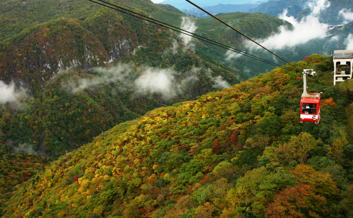【栃木】新型特急スペーシア Xで行く、明智平ロープウェイの星空・雲海ツアー
