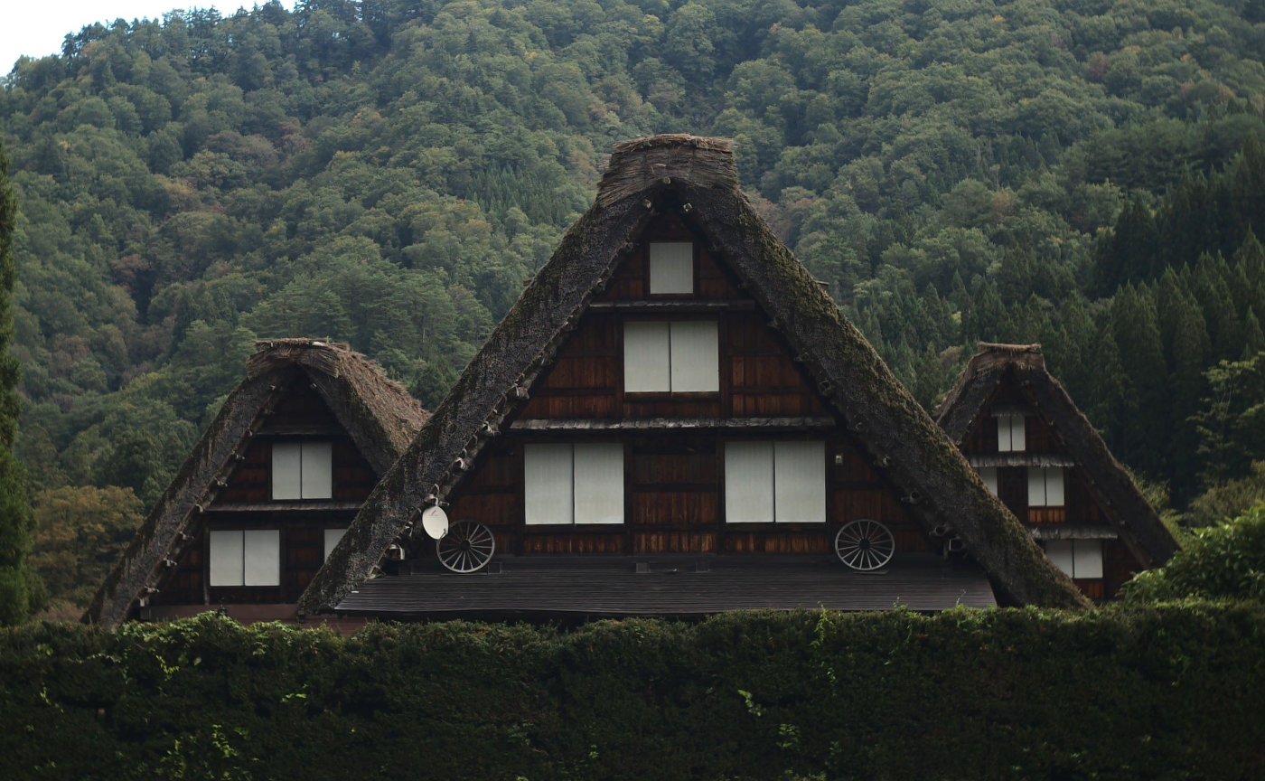 秋の【白川郷】で「どぶろく祭」に出会う！