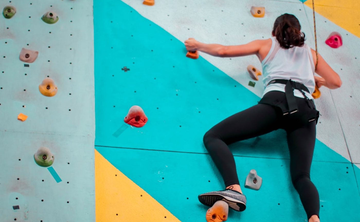 【キャリアの転換期との向き合い方】どっちを選ぶ?タテの成長orヨコの成長