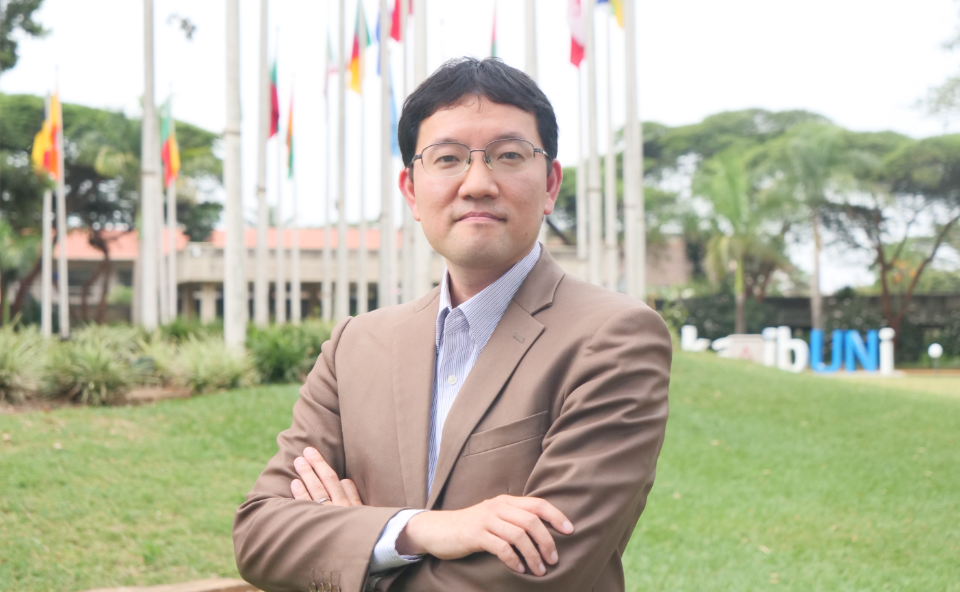 はじめまして！IUCN-J会長の道家哲平です！