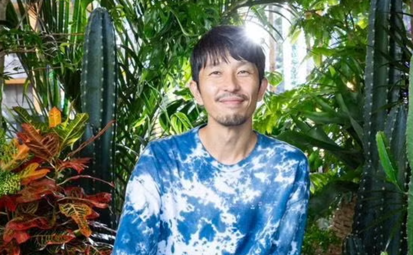 写真家・浅田政志さんの、夜の写真トーク会