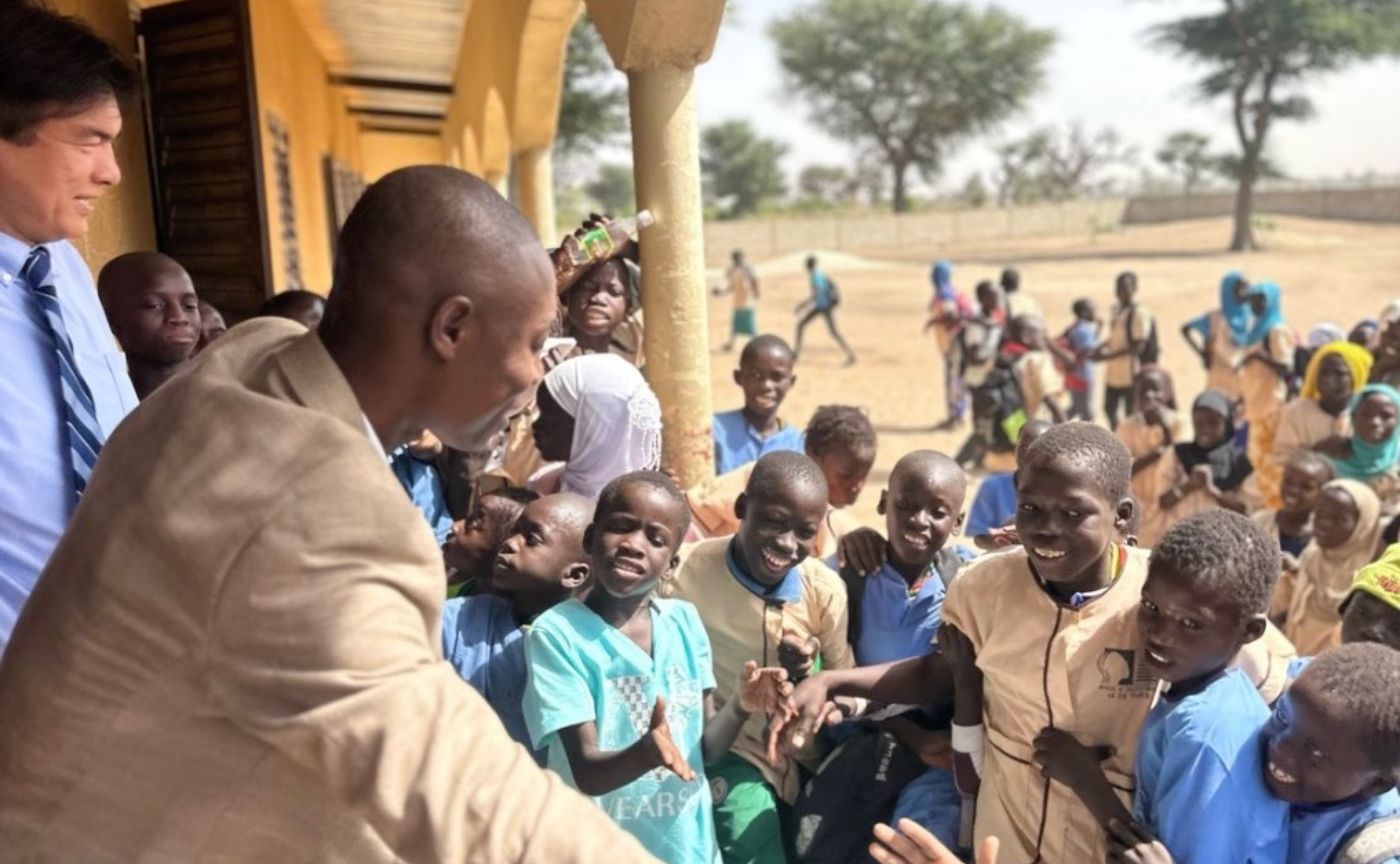 日本人起業家、フランス経由でセネガルへ（立志役者編）