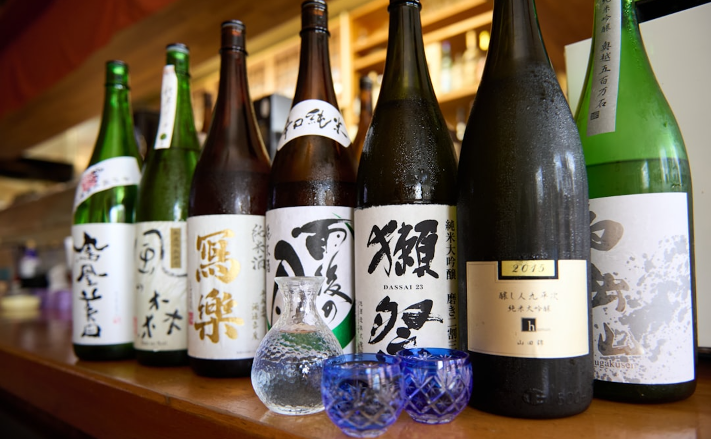 主人公を光らせるめぐり杯〜語りと祝杯が巡り、内なる物語が目覚める夜会（お酒肴あり）