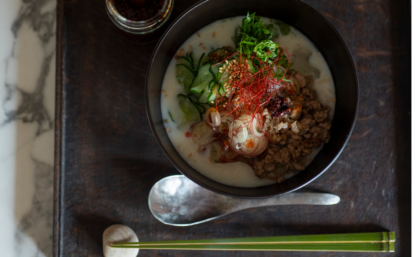 万能肉そぼろでつくる、豆乳冷やし担々そうめん