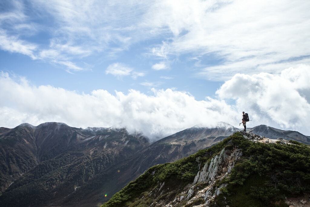 小学生のころ見上げた、夢の天空路へ。【１週間テント泊ソロ縦走｜前編】
